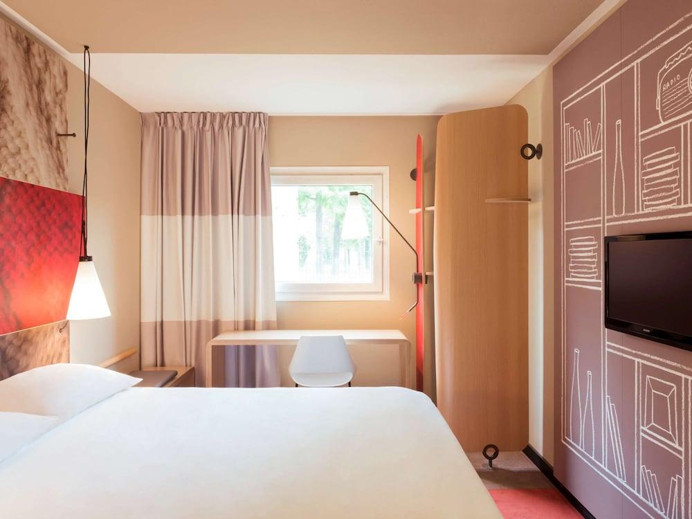 Ibis Marne La Vallee 3*